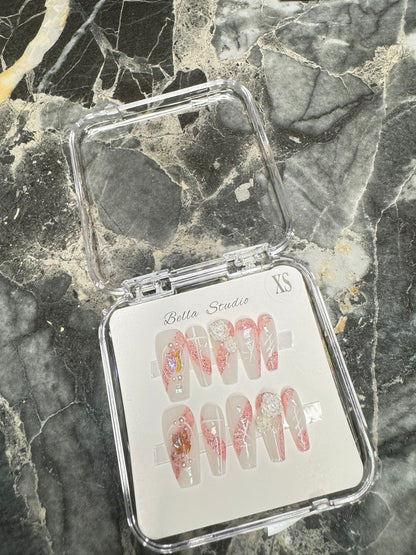 白色贝壳山茶花中T(160)